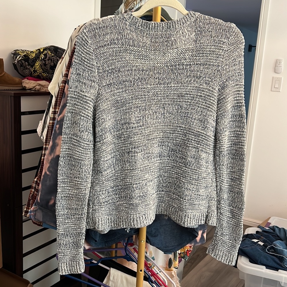 Loft, navy and ivory jacket. Size medium. - Picture 6 of 6